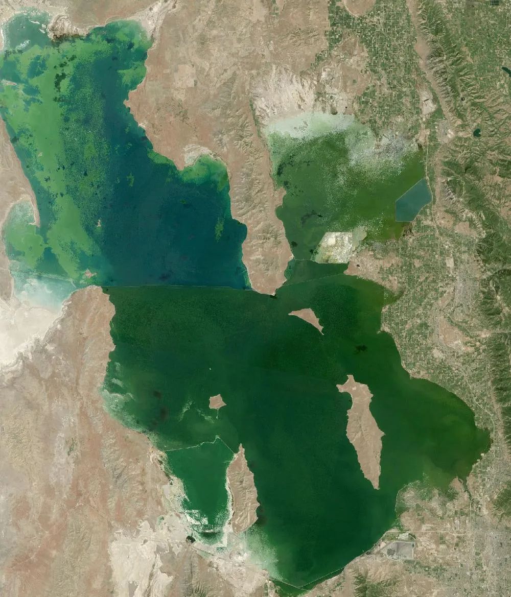 Great Salt Lake in 1985, Landsat satellite view