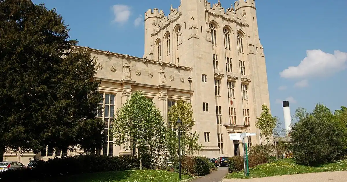 The stone tower of the H. H. Wills Physics Laboratory at the University of Bristol