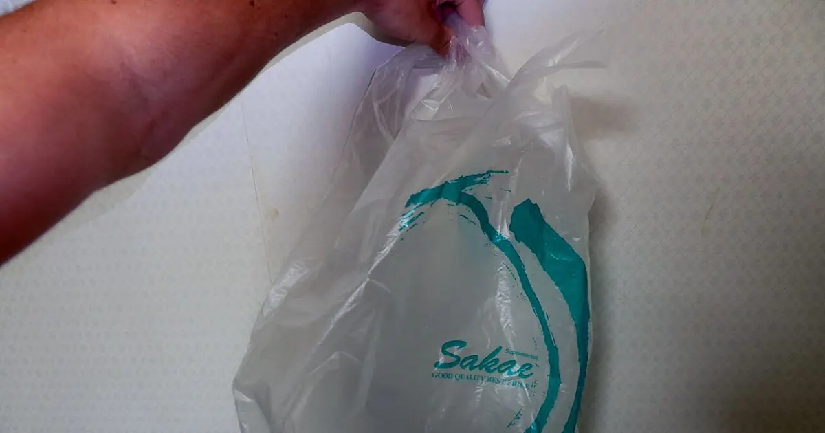 Plastic shopping bag for retail discounts