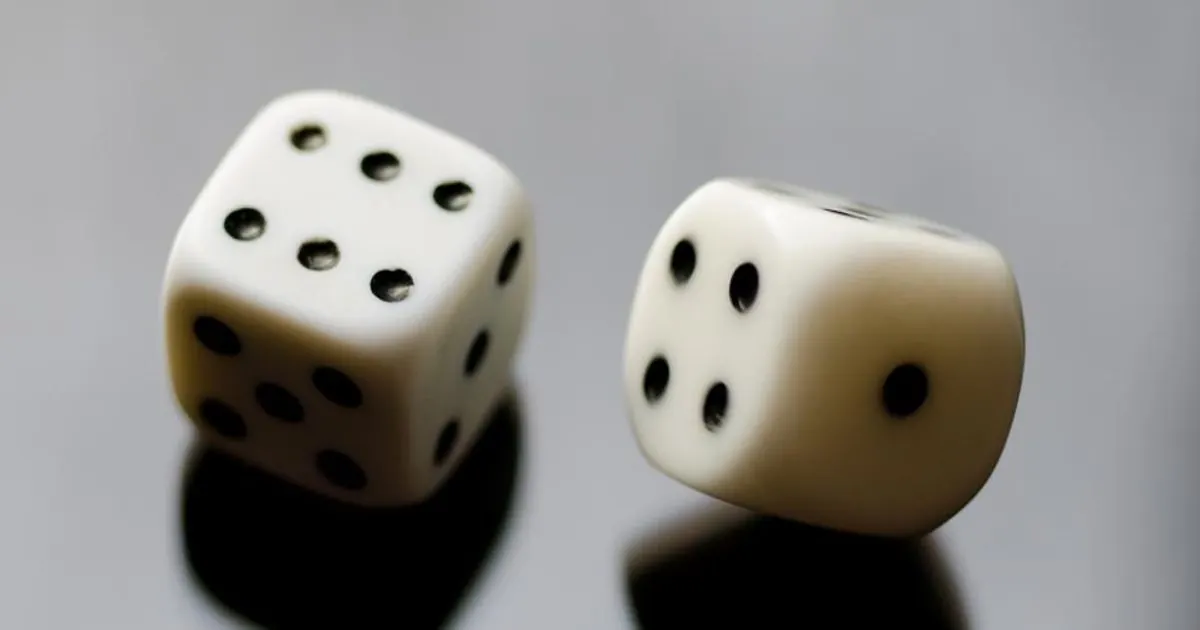 Dice for random number games
